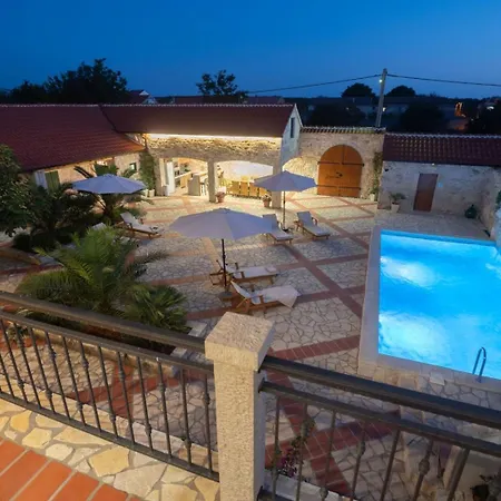 Dvori Jokic Villa *